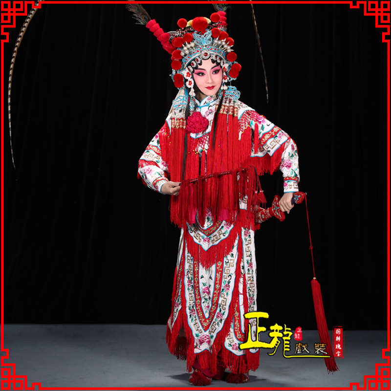 抚宁刀马旦改容战父 软绉镶边女改良靠